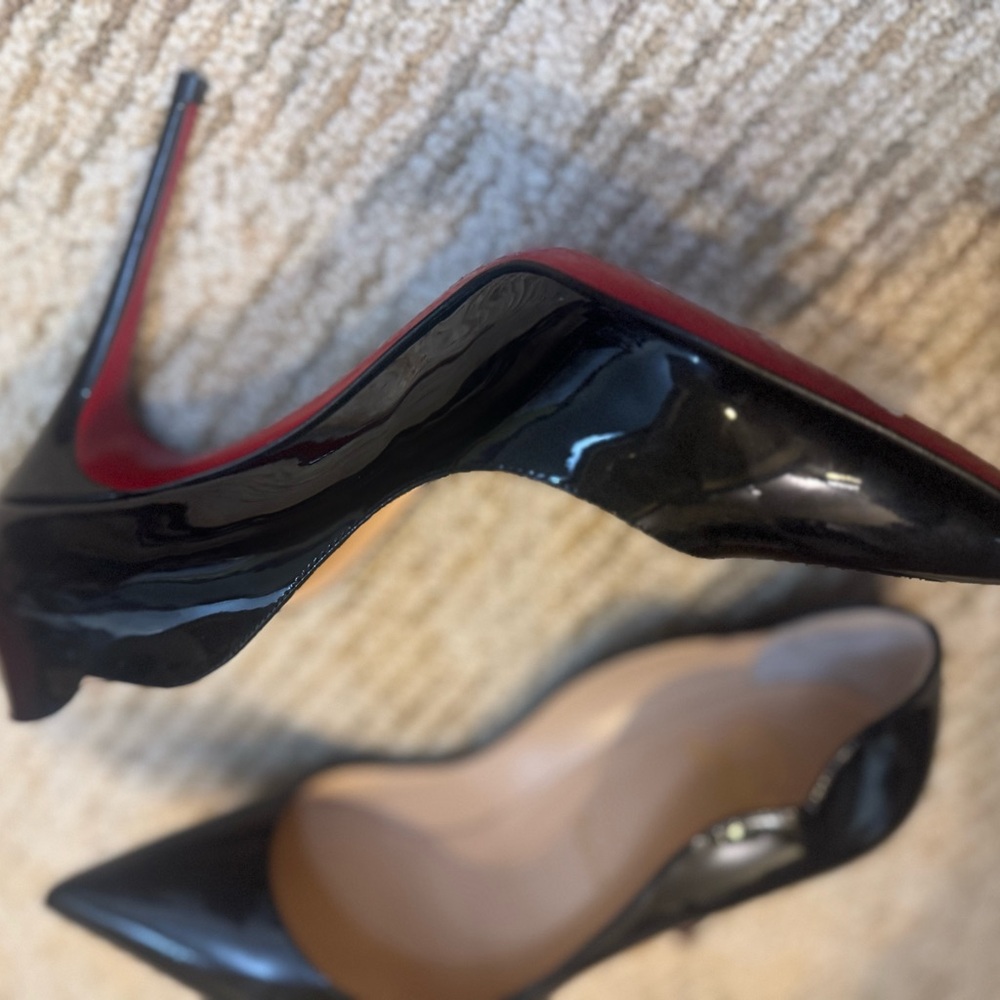Christian Louboutin Black Patent Leather Red Bottom Pumps Size 37 / US 7 NIB - Picture 10 of 11
